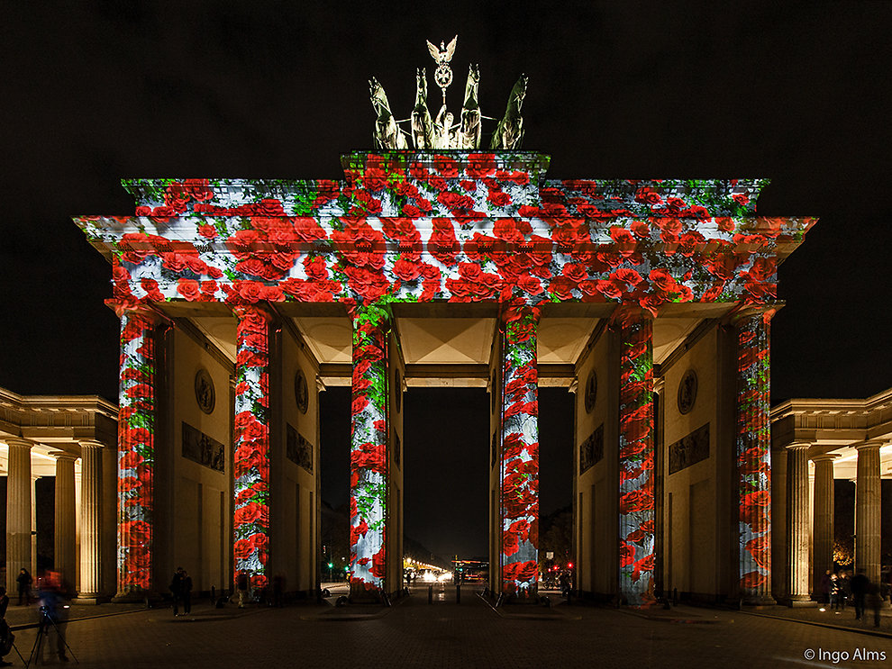 Brandenburger-Tor-Rosen.jpg